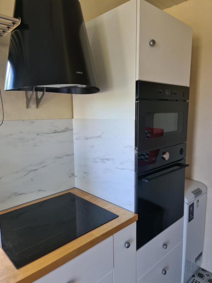 Gite Chez Tiane Saint-Flour-L'Etang 外观 照片